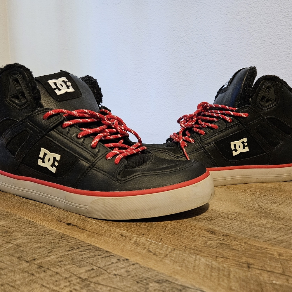 DC red and black